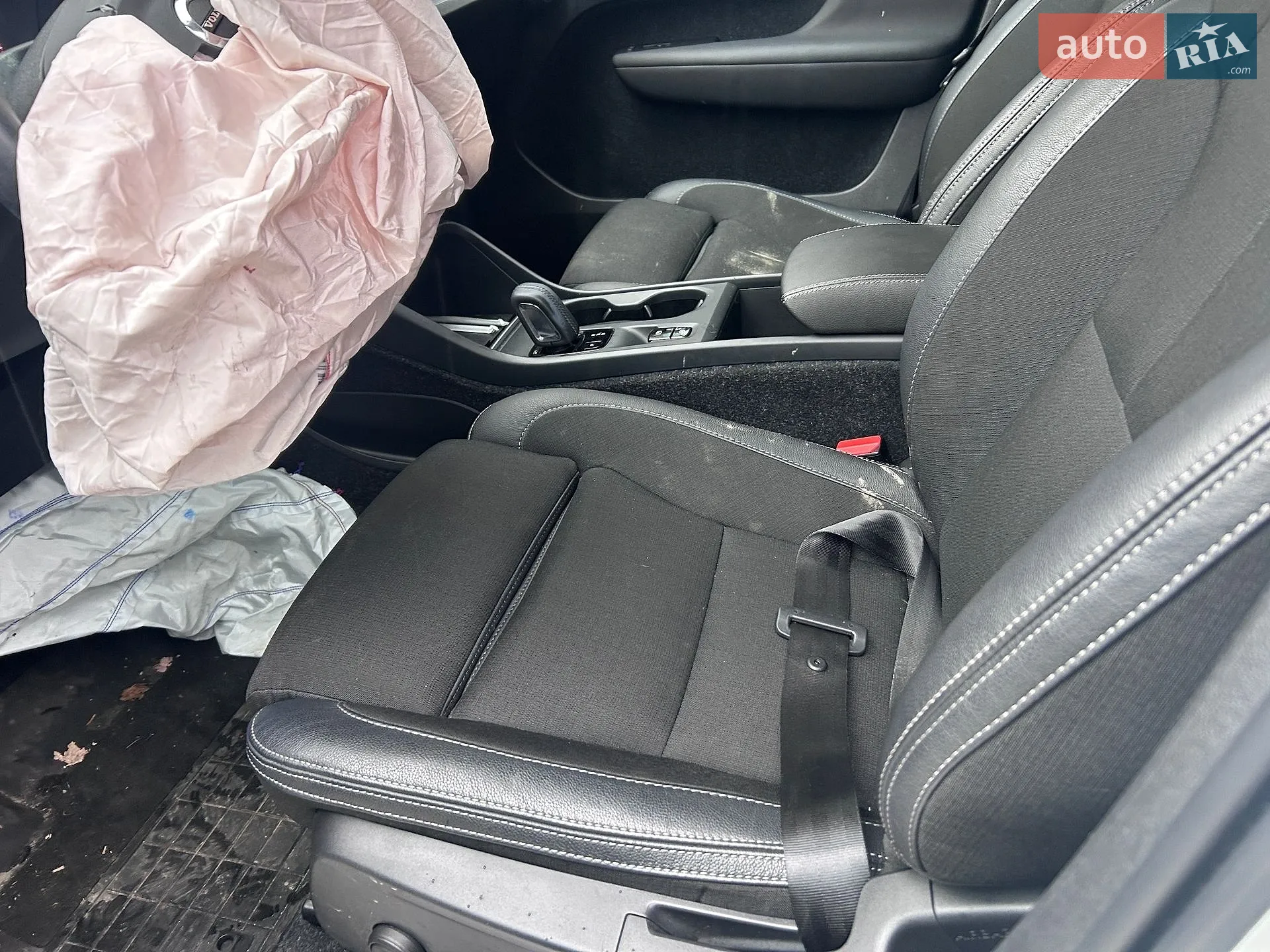 2020 Volvo XC40 - мініатюра 8