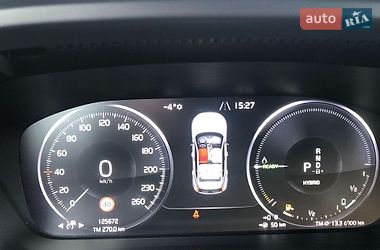 Внедорожник / Кроссовер Volvo XC40 2020 в Ровно