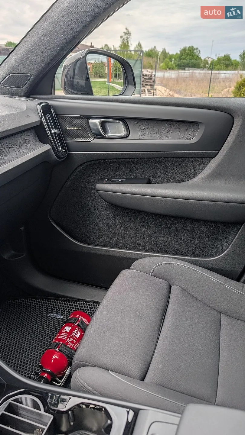 2023 Volvo XC40 - мініатюра 24