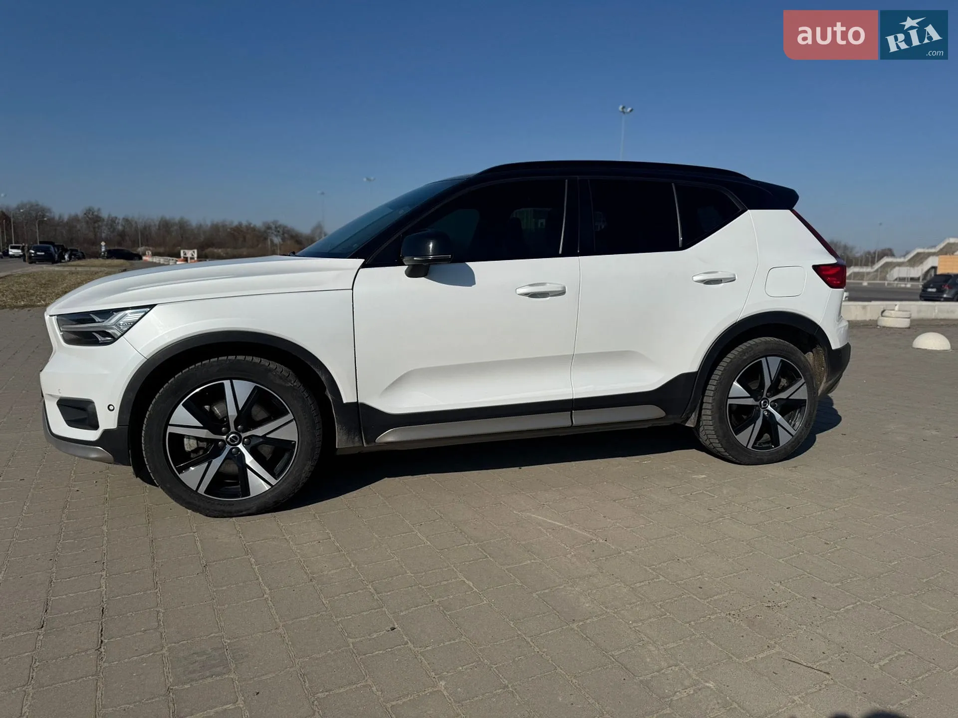 2021 Volvo XC40 - мініатюра 9