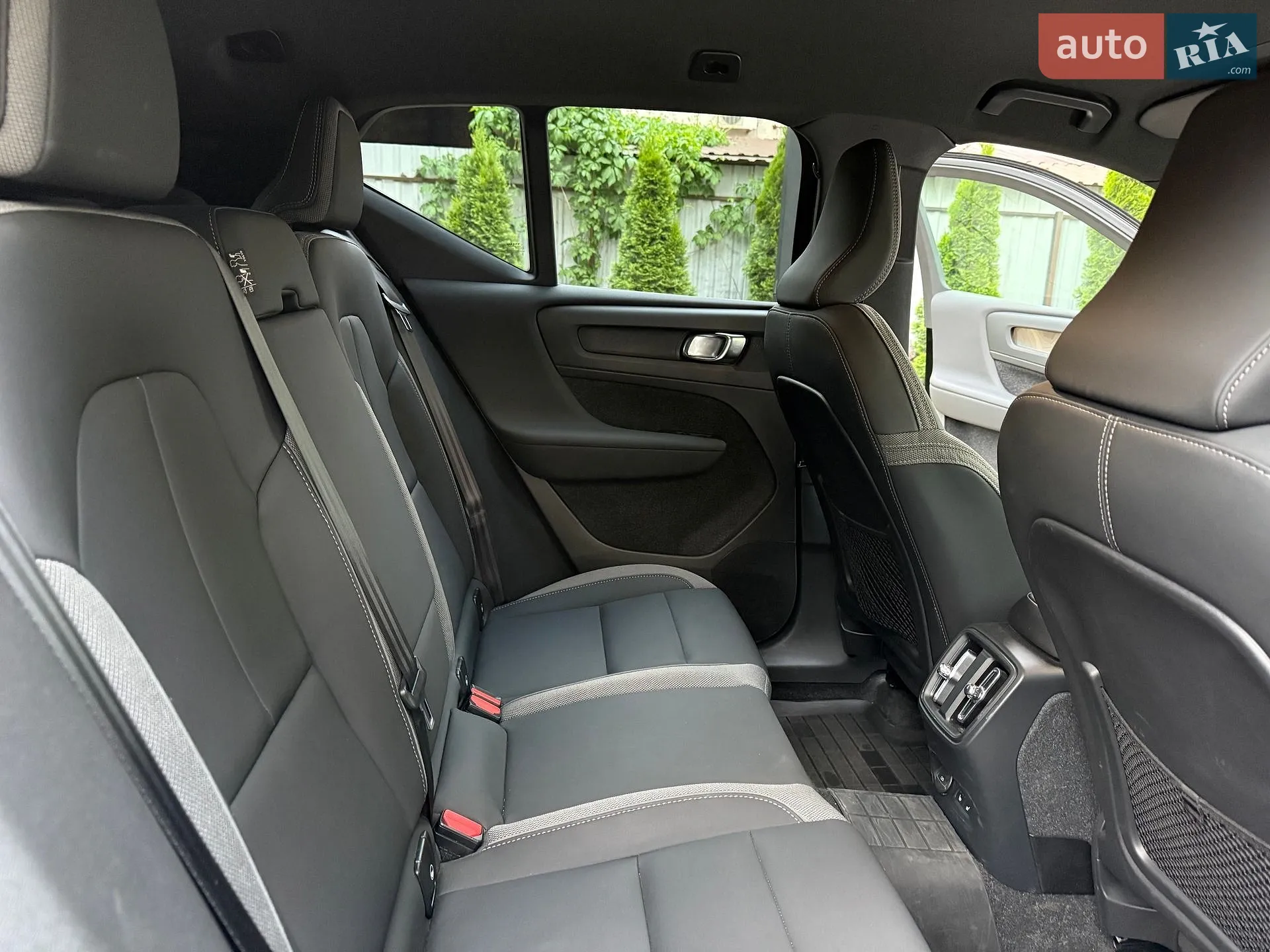 2023 Volvo XC40 - мініатюра 19