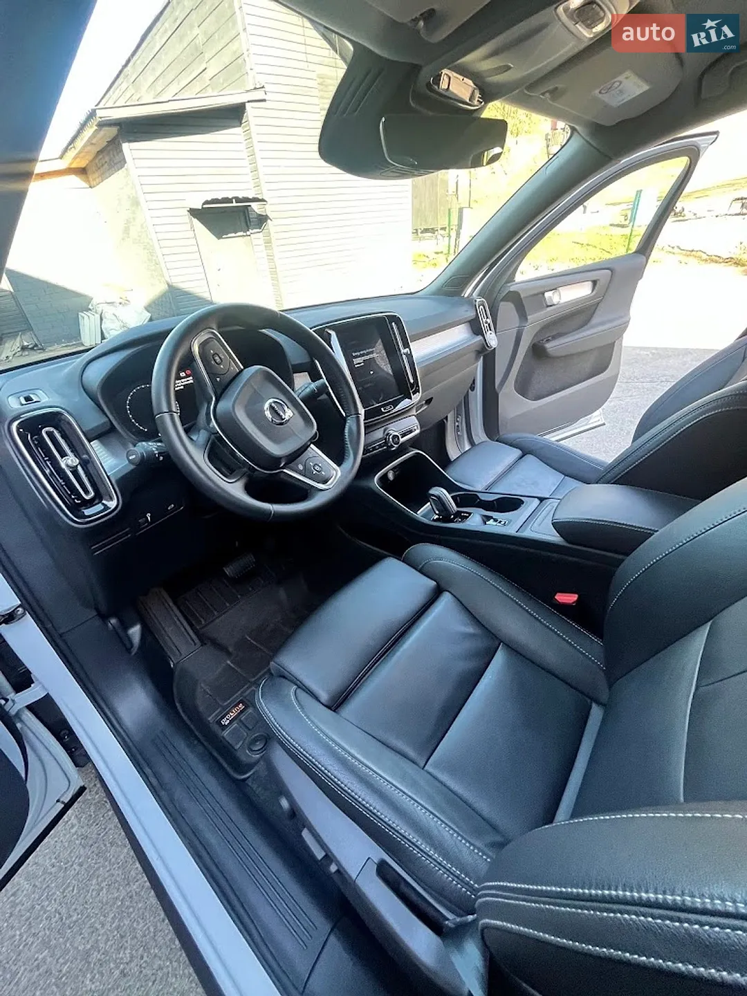 2020 Volvo XC40 - мініатюра 13
