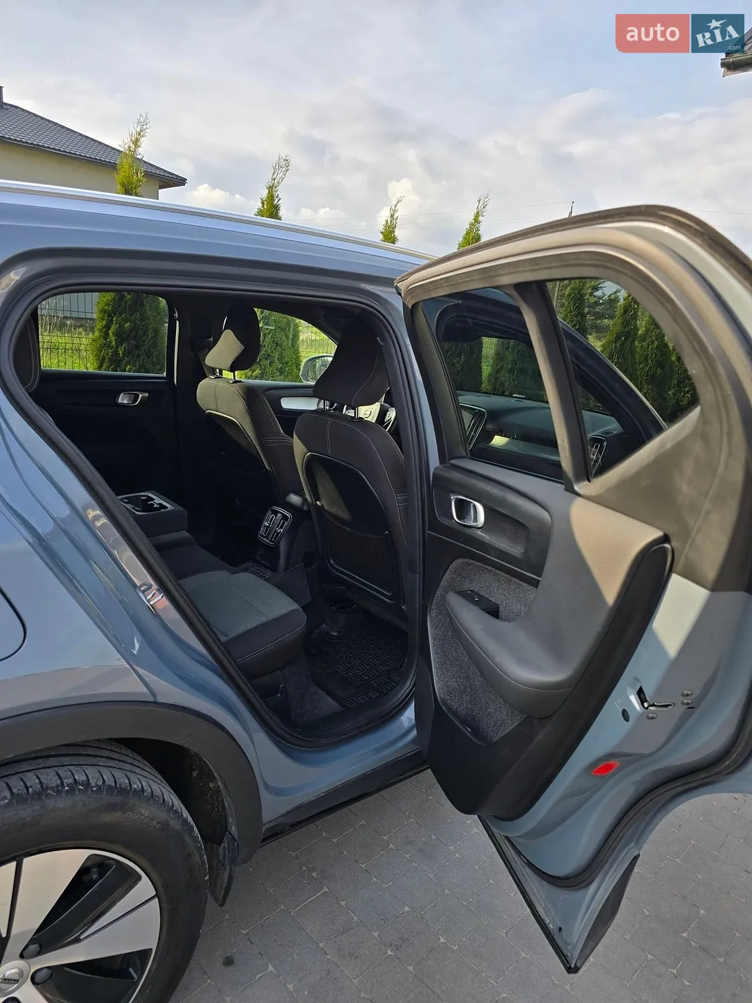 2023 Volvo XC40 - мініатюра 12