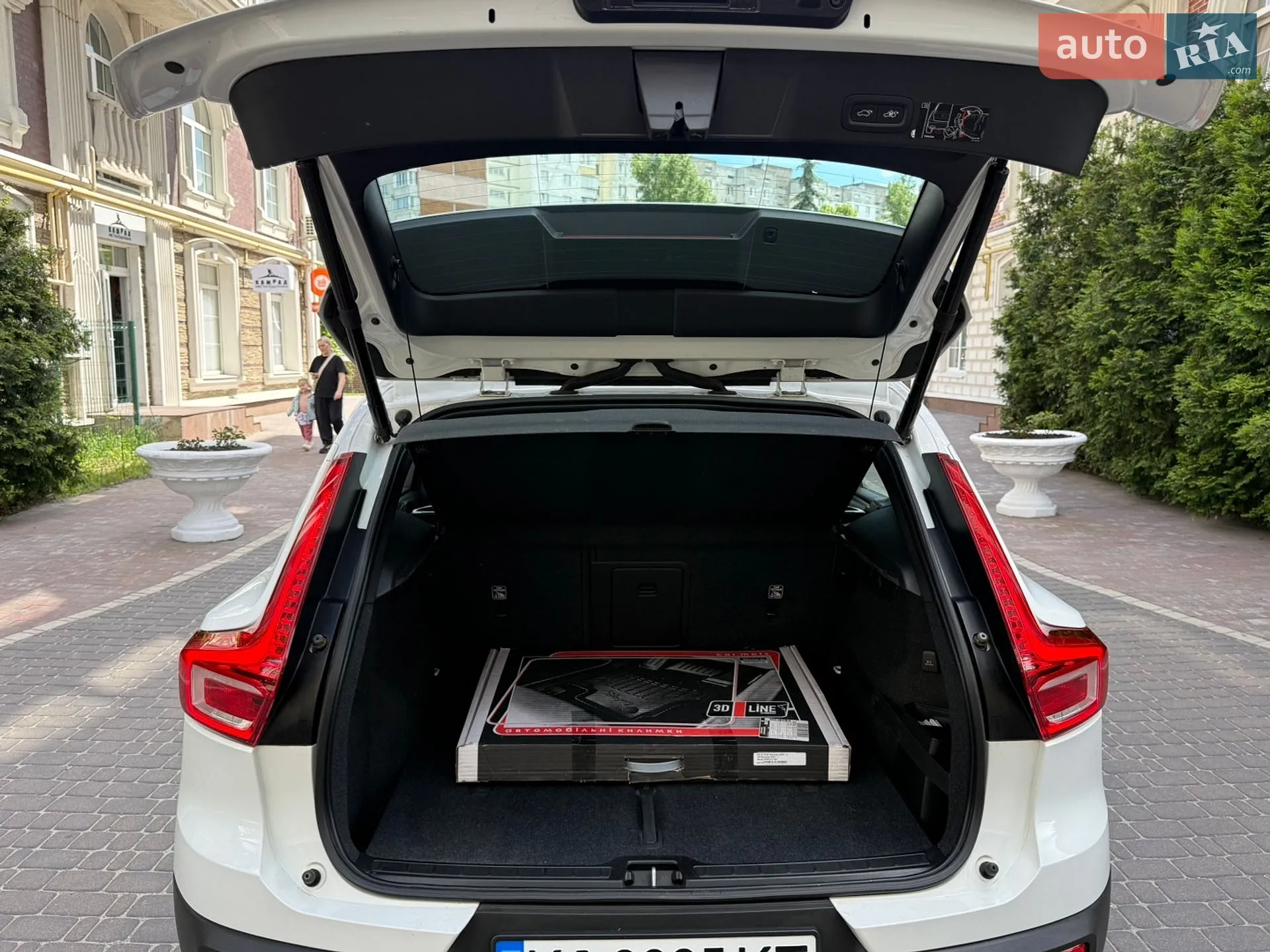 2020 Volvo XC40 - мініатюра 9