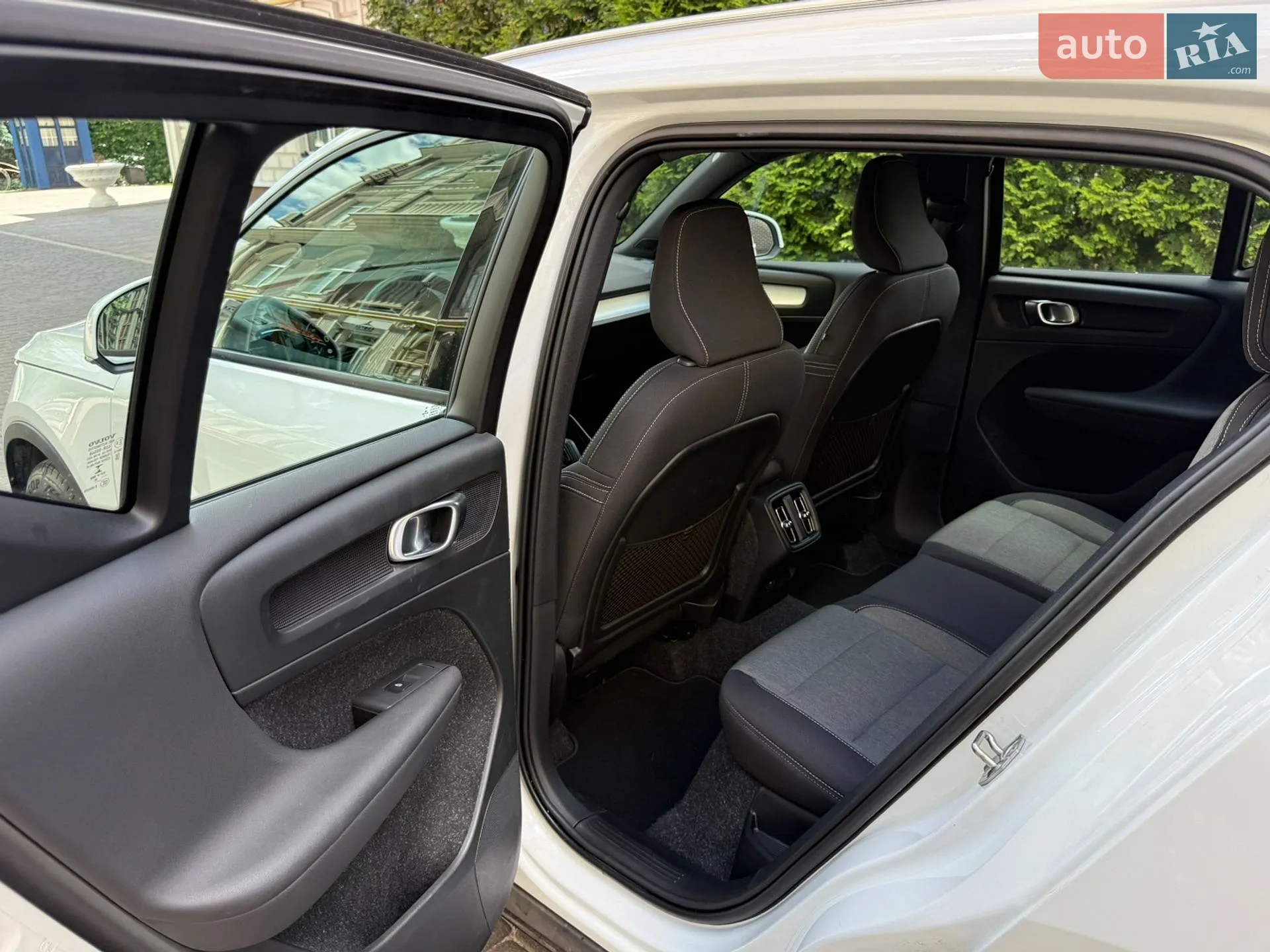 2020 Volvo XC40 - мініатюра 17