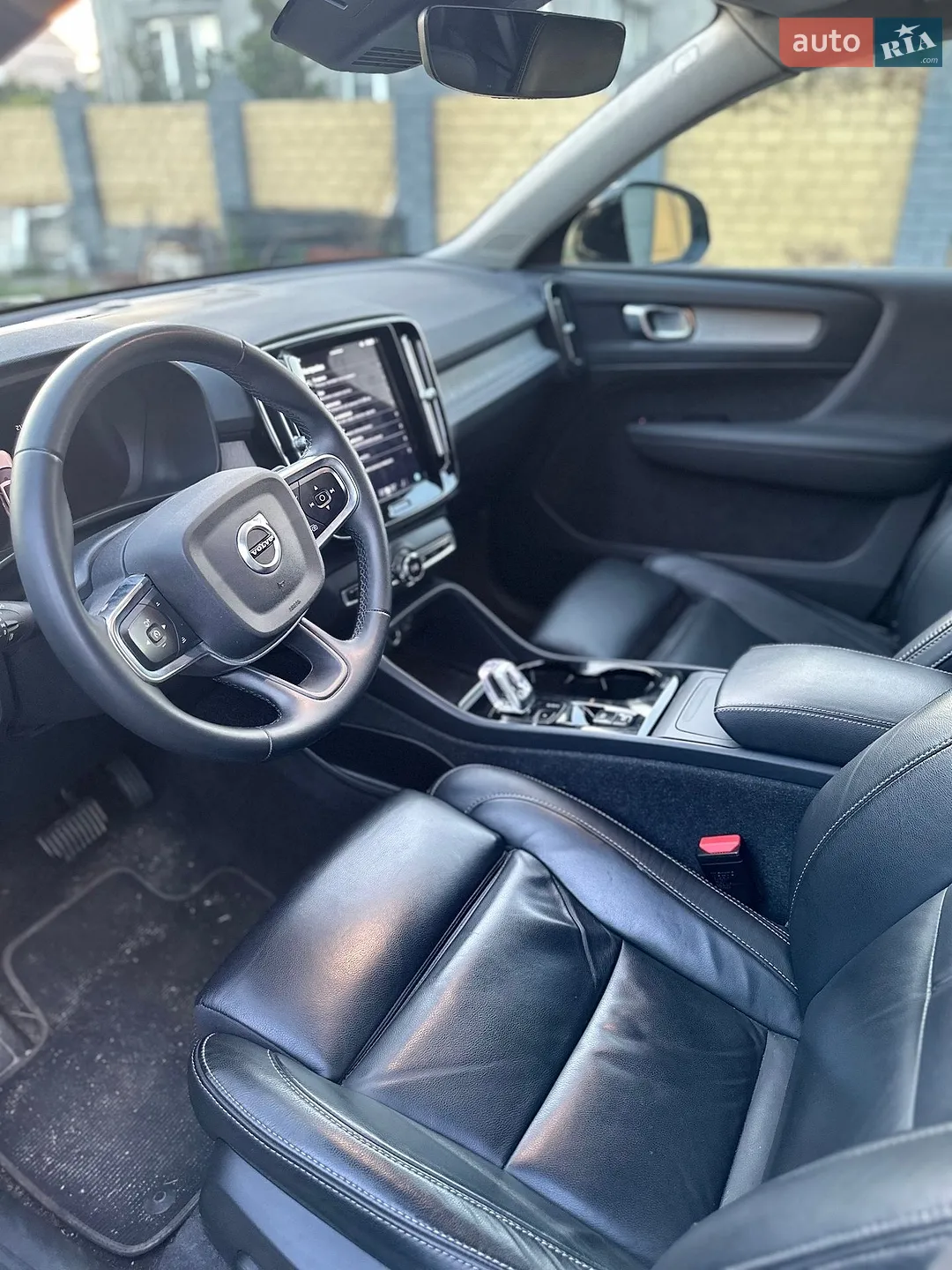 2023 Volvo XC40 - мініатюра 10