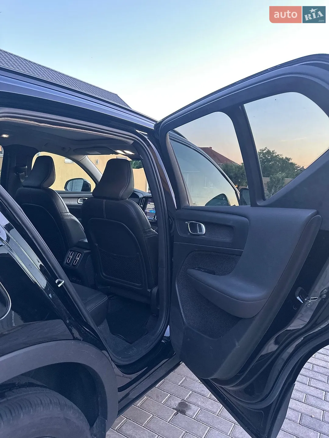 2023 Volvo XC40 - мініатюра 20