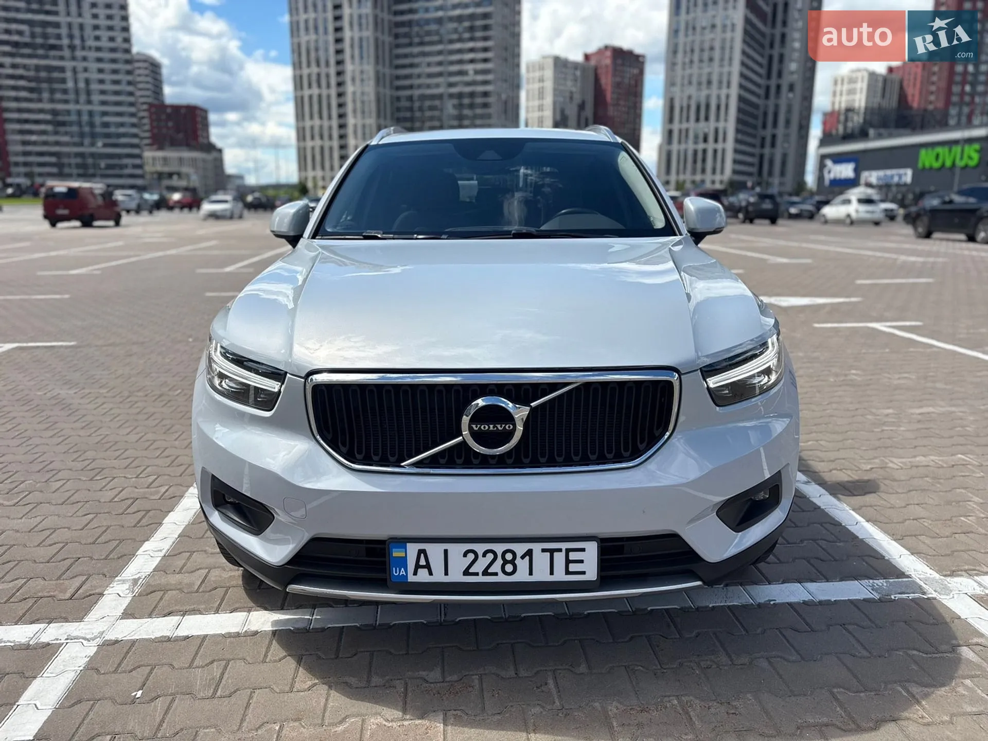 2020 Volvo XC40 - мініатюра 8