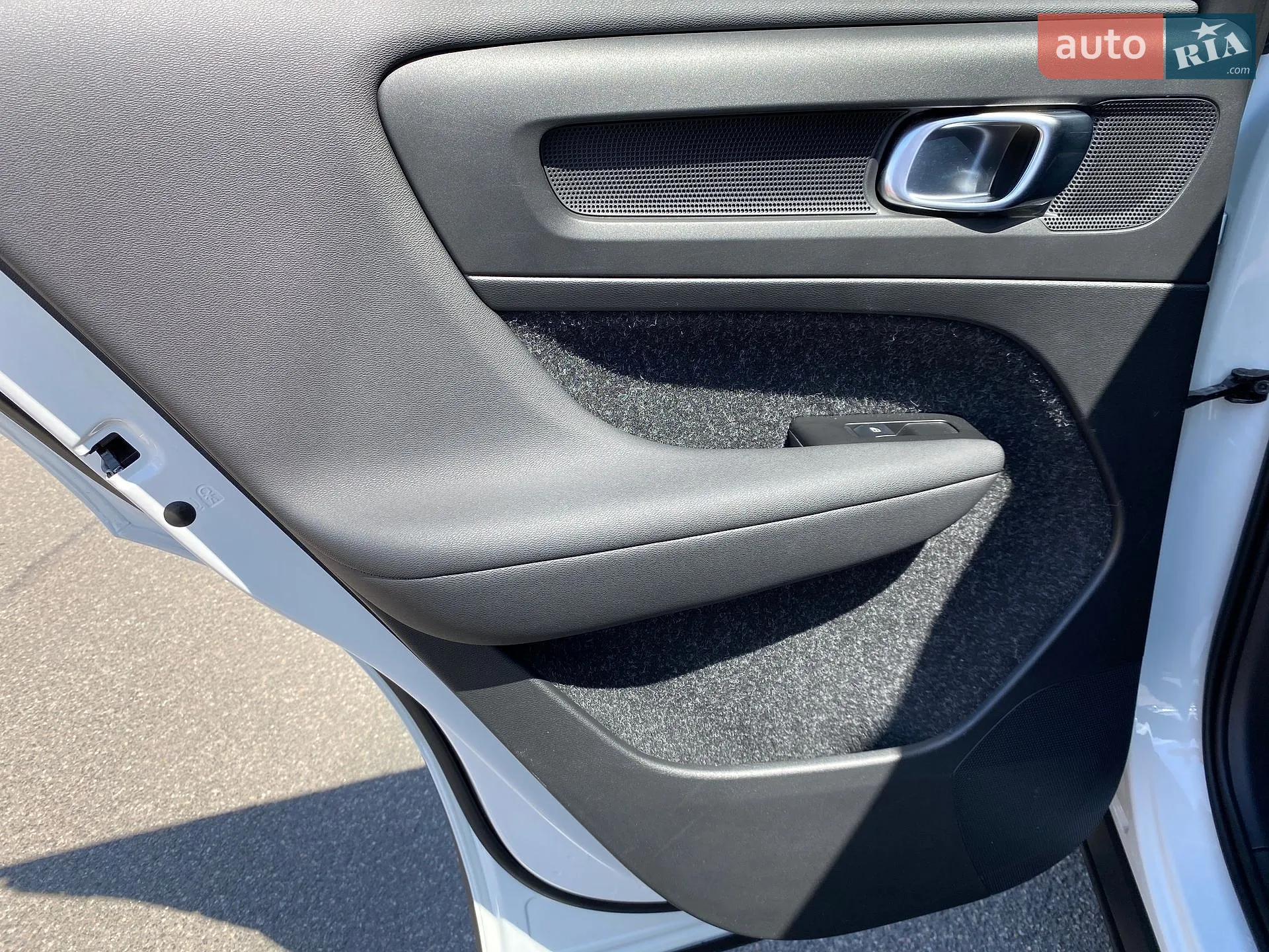 2020 Volvo XC40 - мініатюра 26