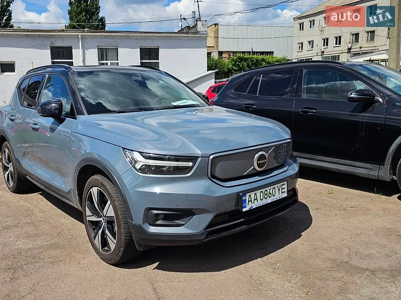 Volvo XC40 2021