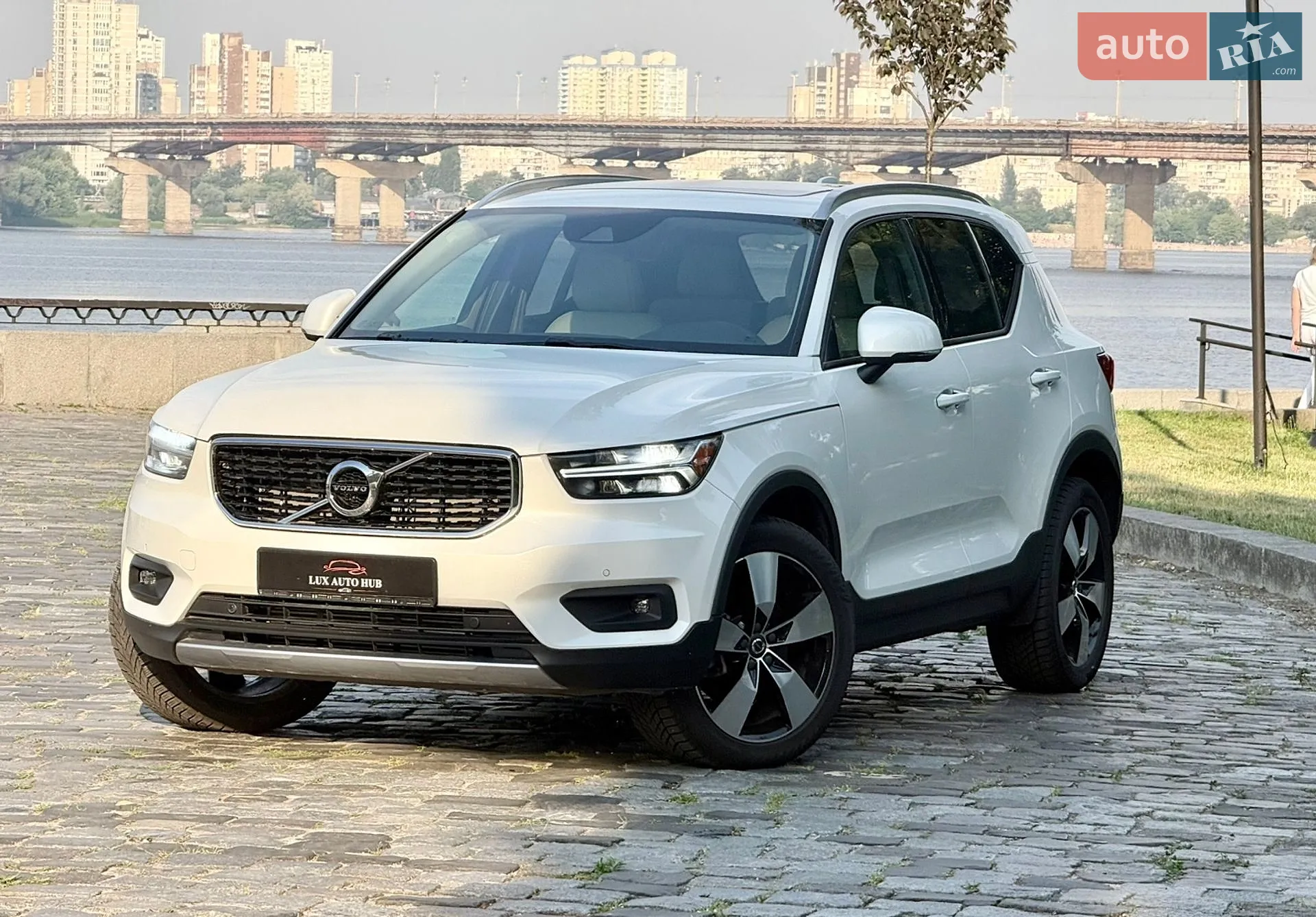 2020 Volvo XC40 - мініатюра 123