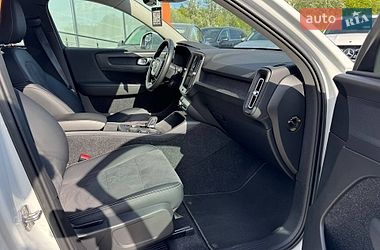 Внедорожник / Кроссовер Volvo XC40 2019 в Львове