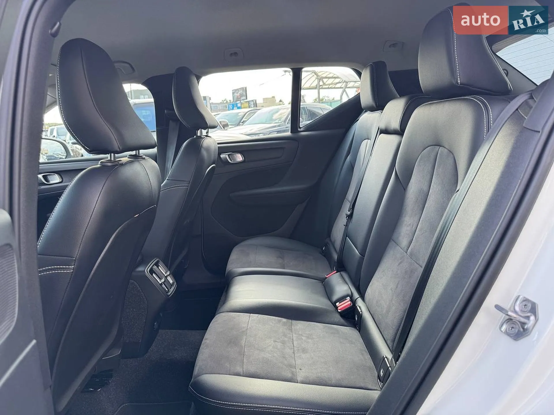 2019 Volvo XC40 - мініатюра 13