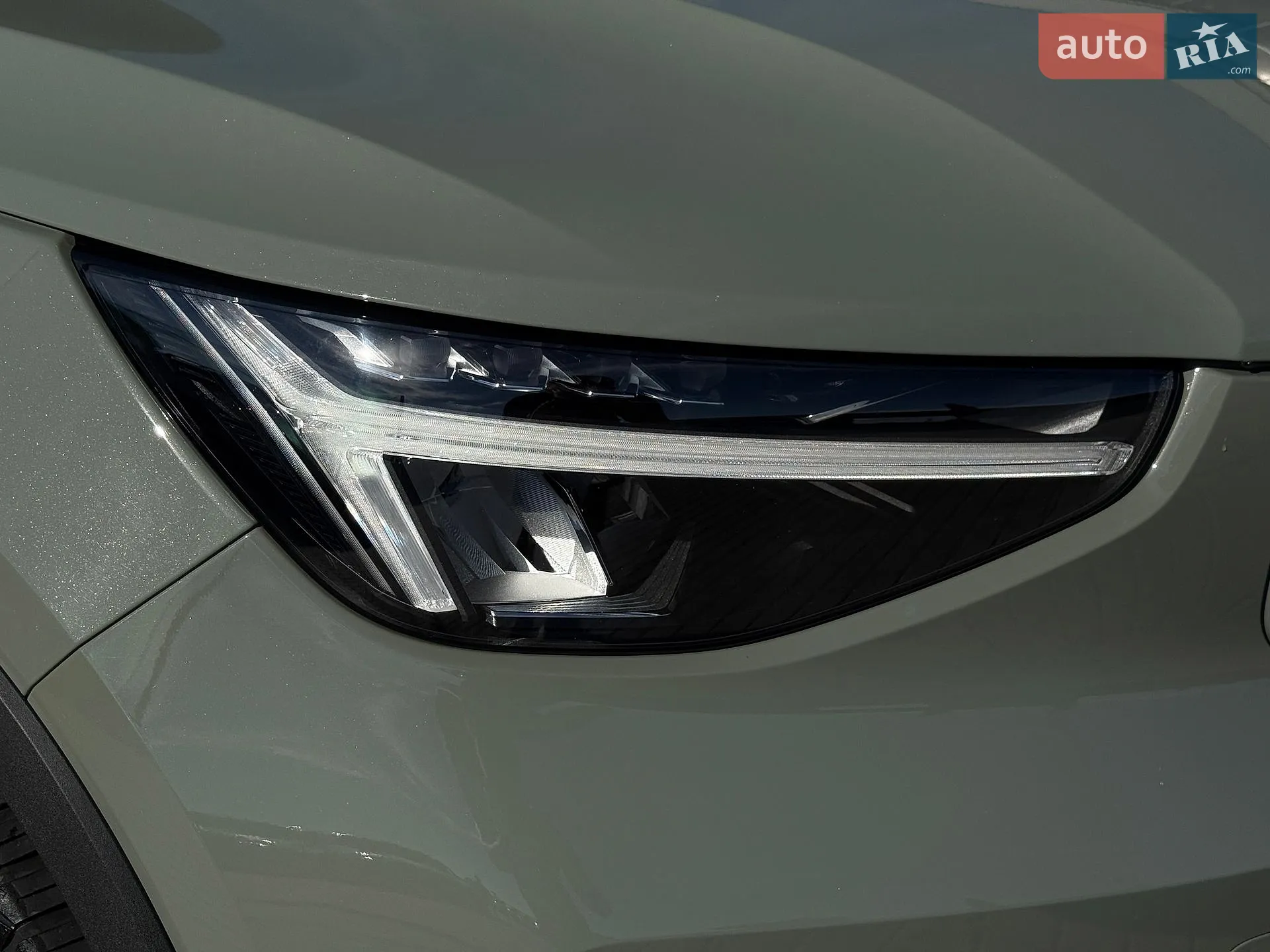 2024 Volvo XC40 - мініатюра 5