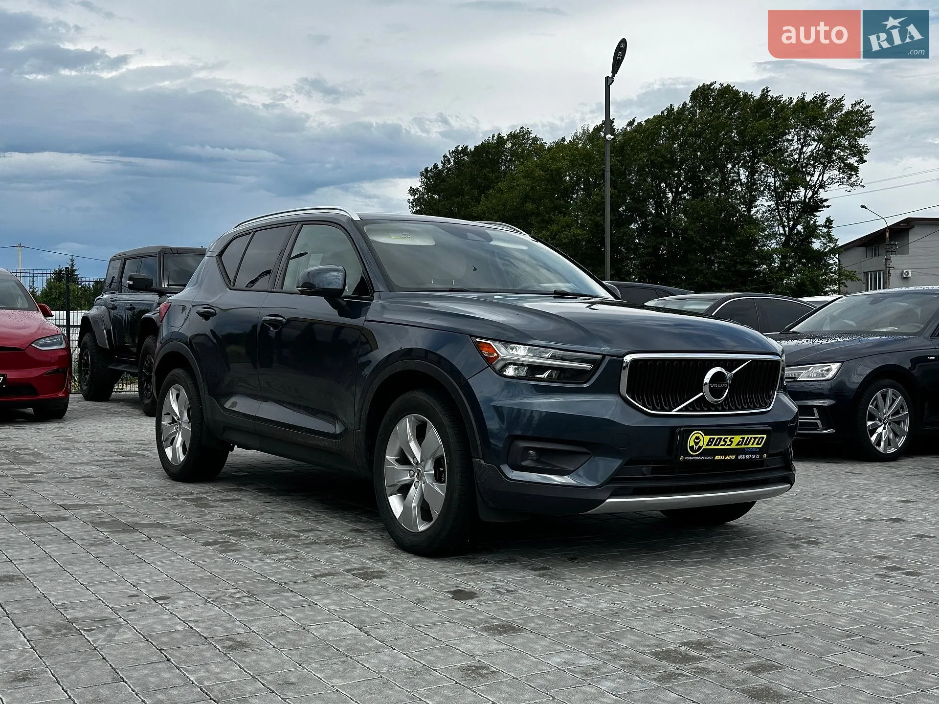 2021 Volvo XC40 - фото 1