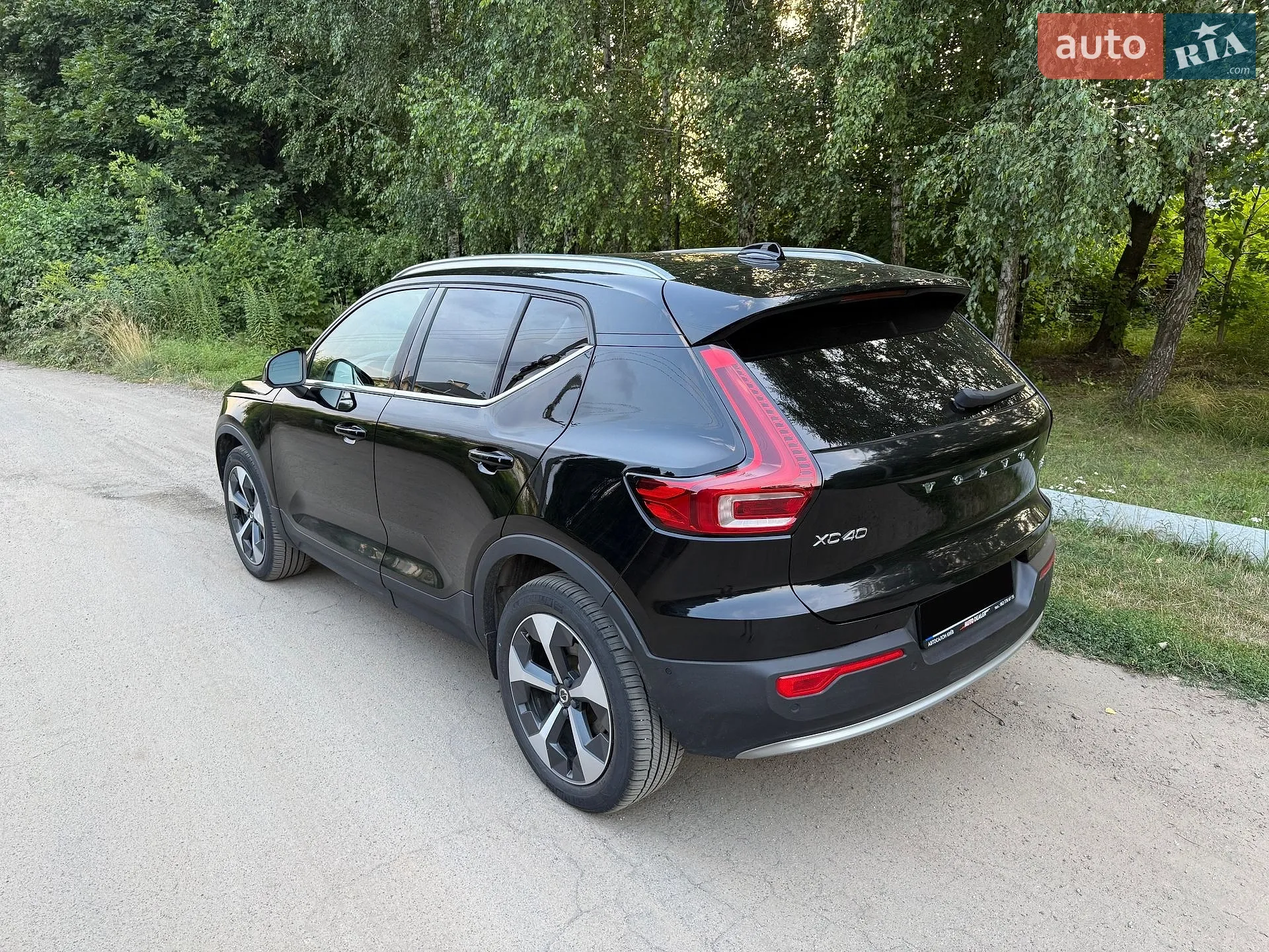 2023 Volvo XC40 - мініатюра 8