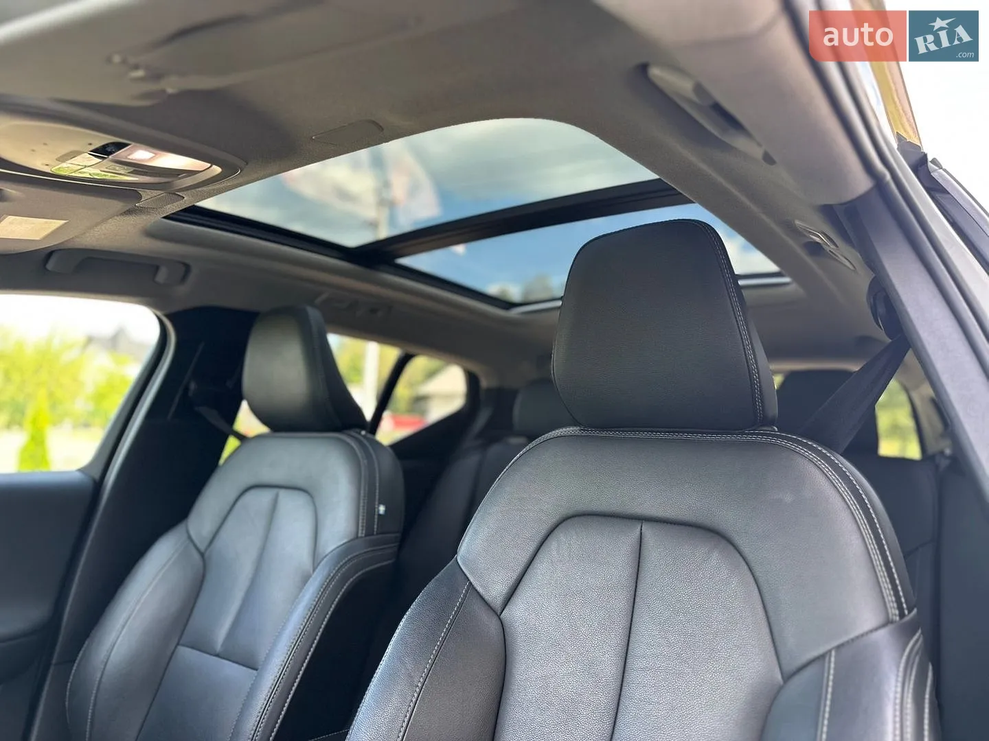 2023 Volvo XC40 - мініатюра 26