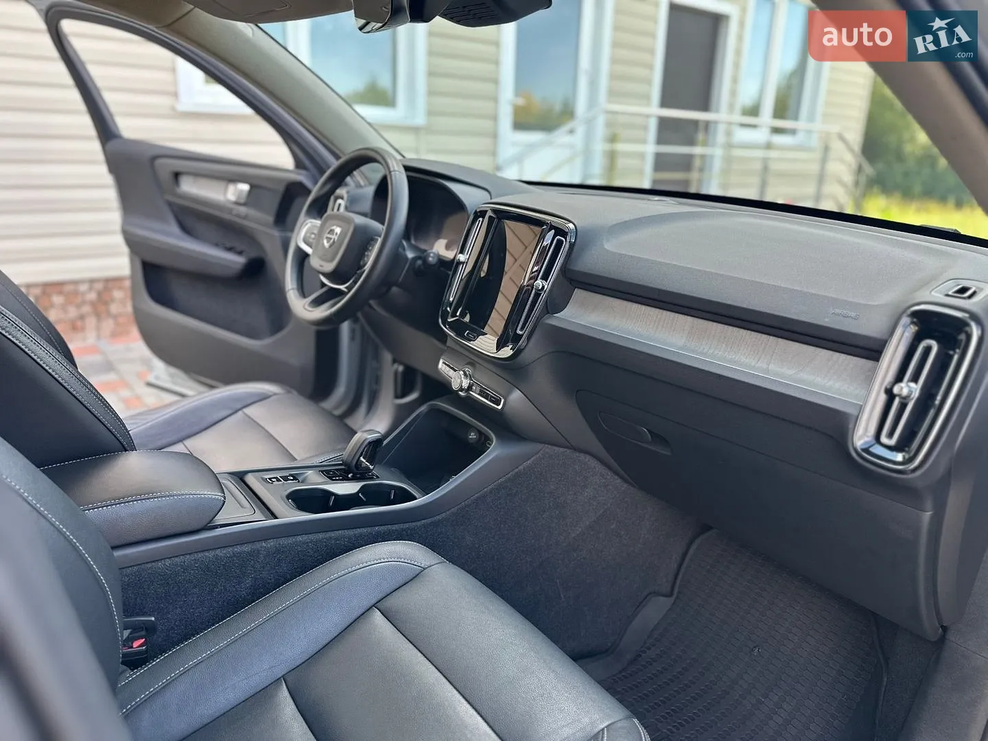 2023 Volvo XC40 - мініатюра 37