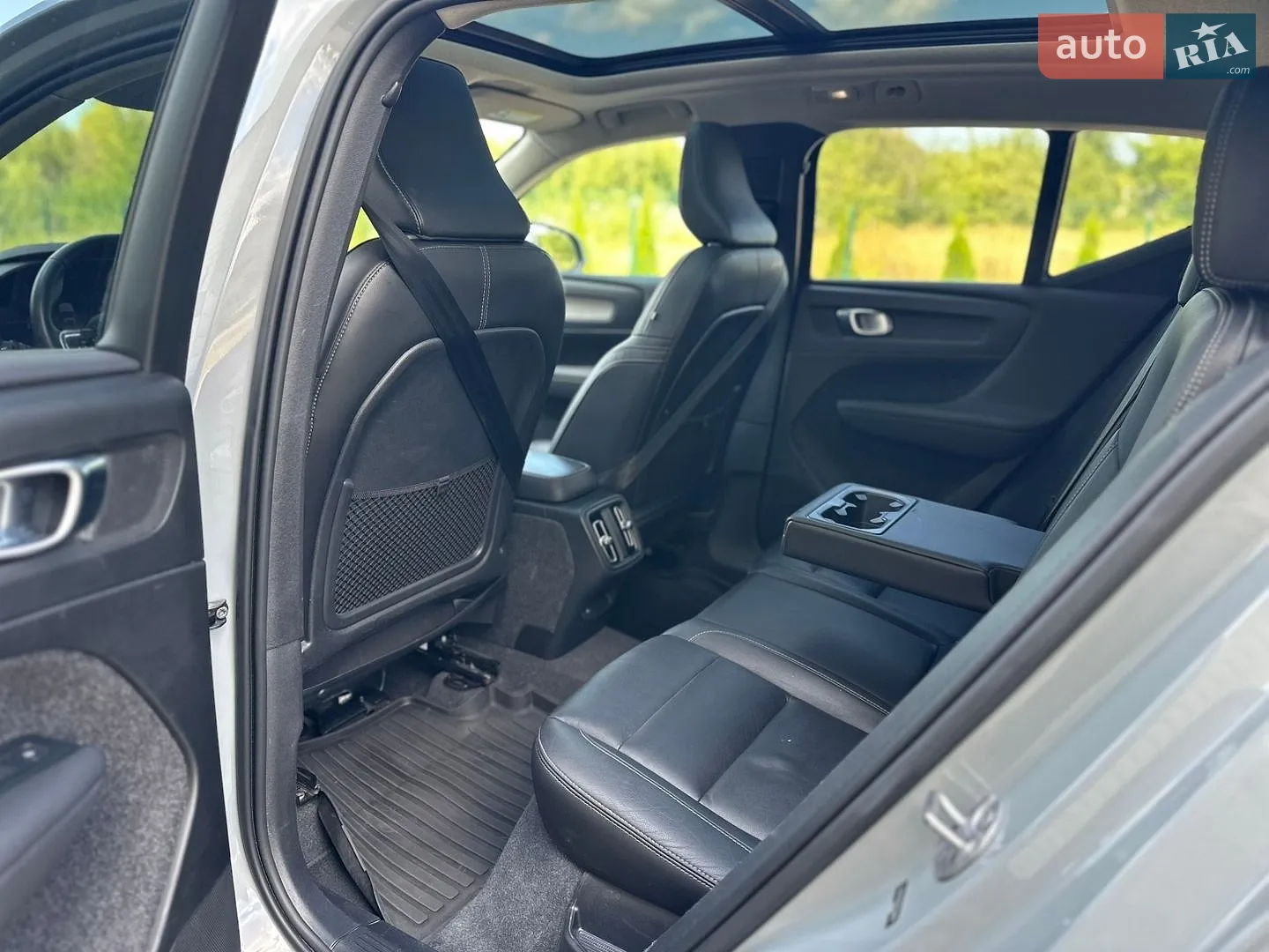 2023 Volvo XC40 - мініатюра 30