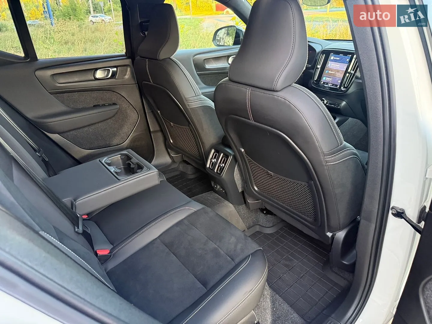 2023 Volvo XC40 - мініатюра 25