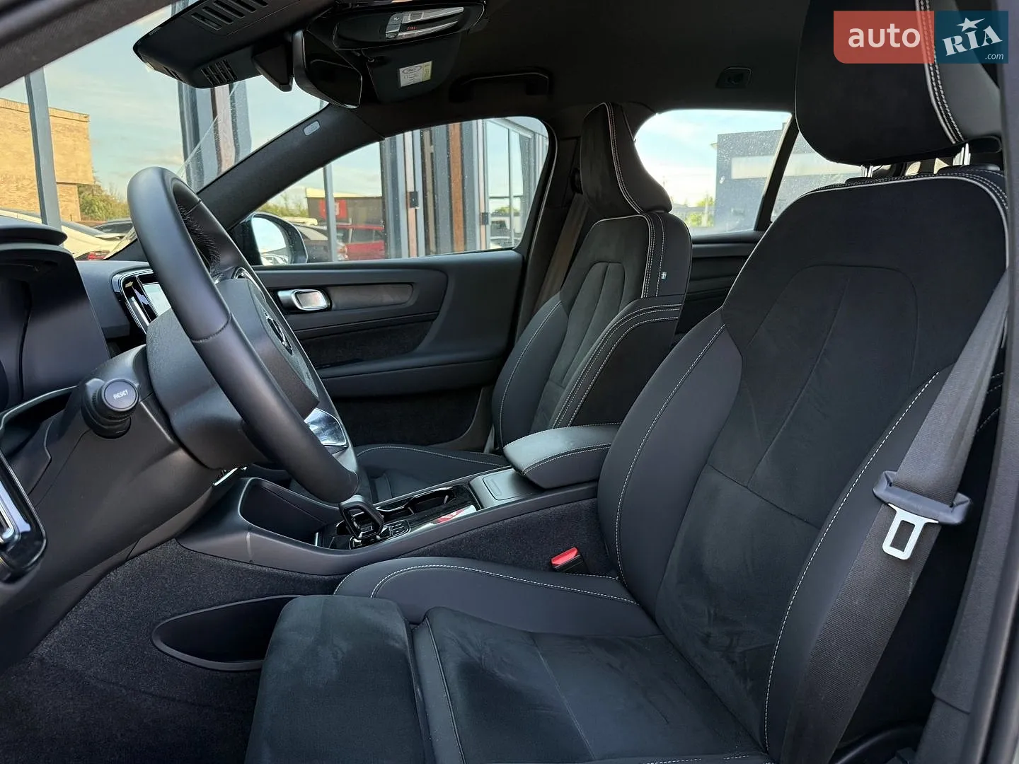 2024 Volvo XC40 - мініатюра 11