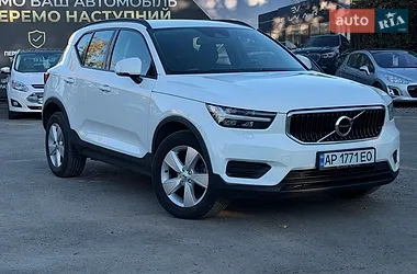 Volvo XC40 2019