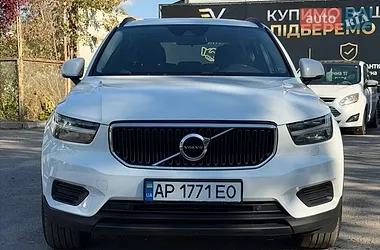 Volvo XC40 2019
