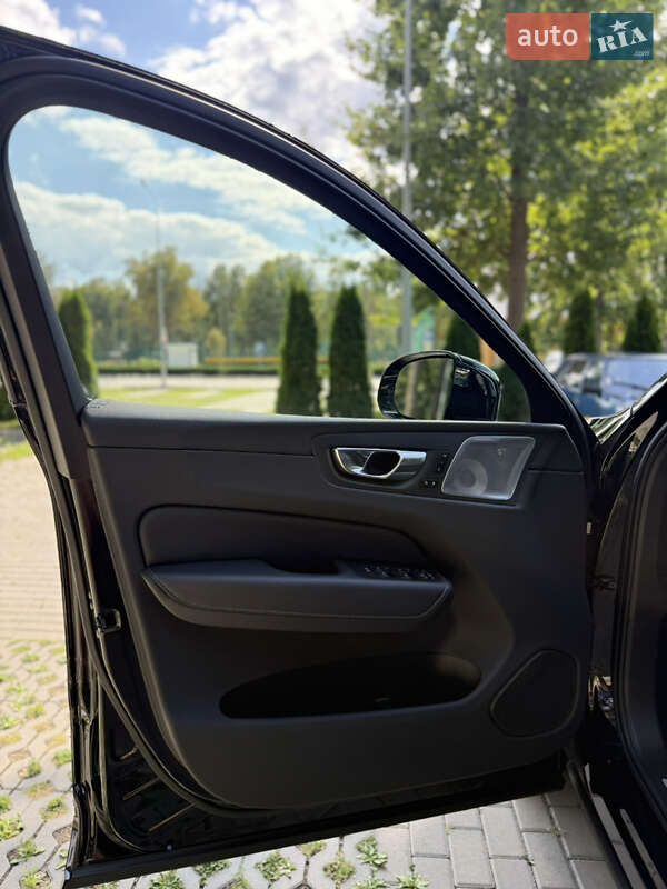 Внедорожник / Кроссовер Volvo XC60 Recharge 2023 в Львове фото 12 Внедорожник / Кроссовер Volvo XC60 Recharge 2023 в Львове