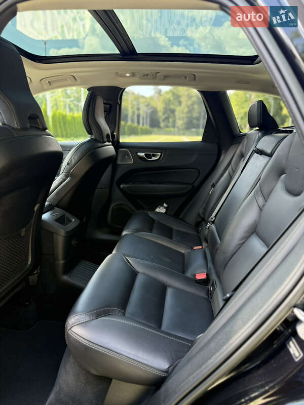 Внедорожник / Кроссовер Volvo XC60 Recharge 2023 в Львове фото 16 Внедорожник / Кроссовер Volvo XC60 Recharge 2023 в Львове