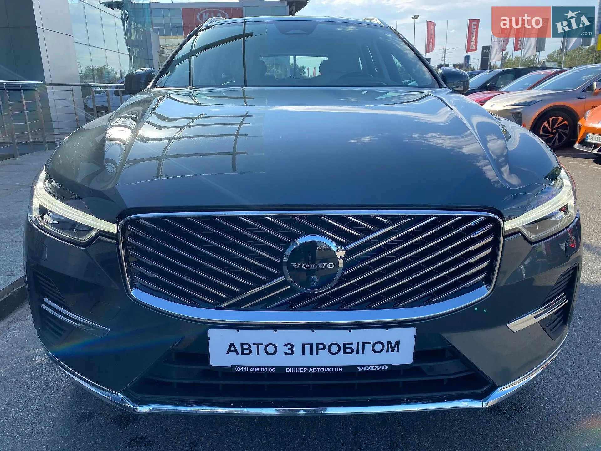 2025 Volvo XC60 - мініатюра 2