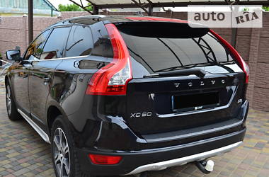 Внедорожник / Кроссовер Volvo XC60 2010 в Луцке