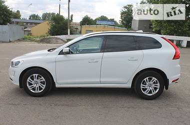 Внедорожник / Кроссовер Volvo XC60 2015 в Николаеве