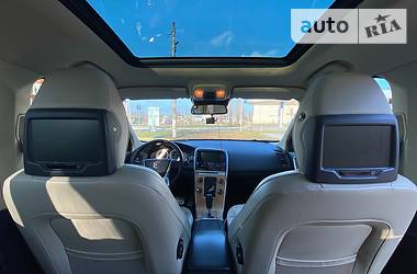 Позашляховик / Кросовер Volvo XC60 2012 в 