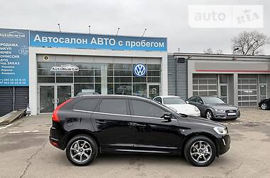 Внедорожник / Кроссовер Volvo XC60 2016 в Чернигове