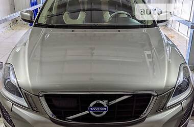 Позашляховик / Кросовер Volvo XC60 2011 в 