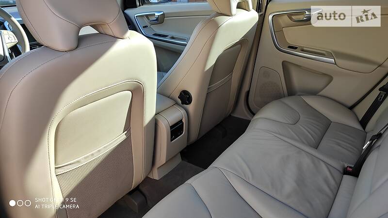 Позашляховик / Кросовер Volvo XC60 2012 в Києві