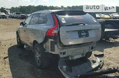 Позашляховик / Кросовер Volvo XC60 2011 в 