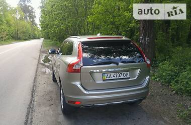 Позашляховик / Кросовер Volvo XC60 2014 в Києві