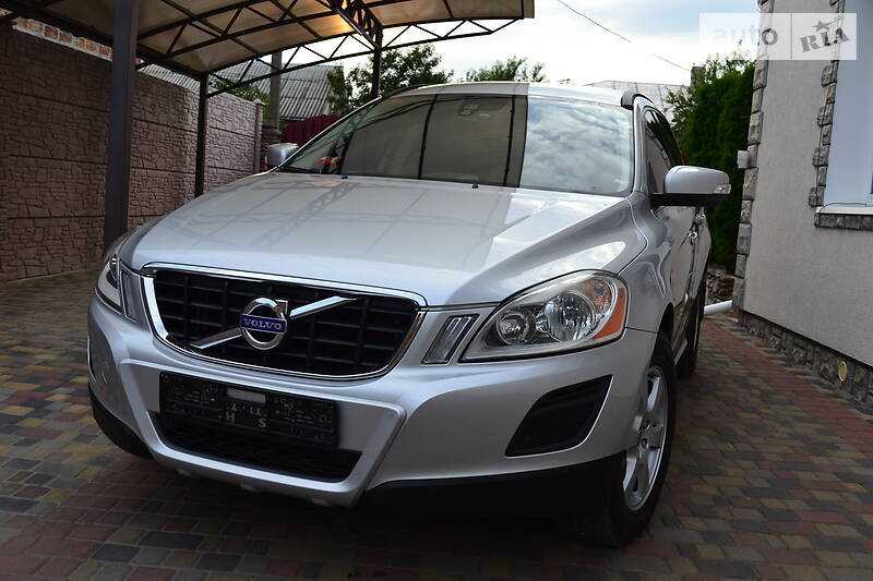 Позашляховик / Кросовер Volvo XC60 2011 в Луцьку