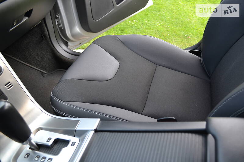 Позашляховик / Кросовер Volvo XC60 2011 в Луцьку