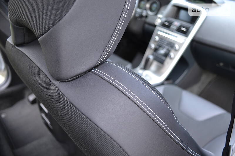 Позашляховик / Кросовер Volvo XC60 2011 в Луцьку