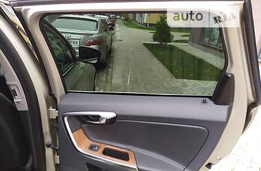 Внедорожник / Кроссовер Volvo XC60 2016 в Львове