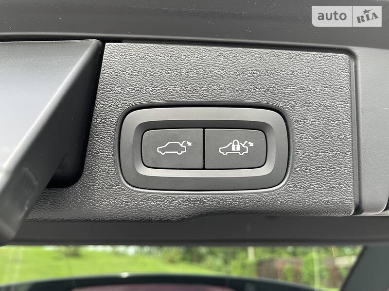 Внедорожник / Кроссовер Volvo XC60 2019 в Днепре фото 20 Внедорожник / Кроссовер Volvo XC60 2019 в Днепре