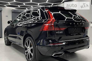 Внедорожник / Кроссовер Volvo XC60 2019 в 