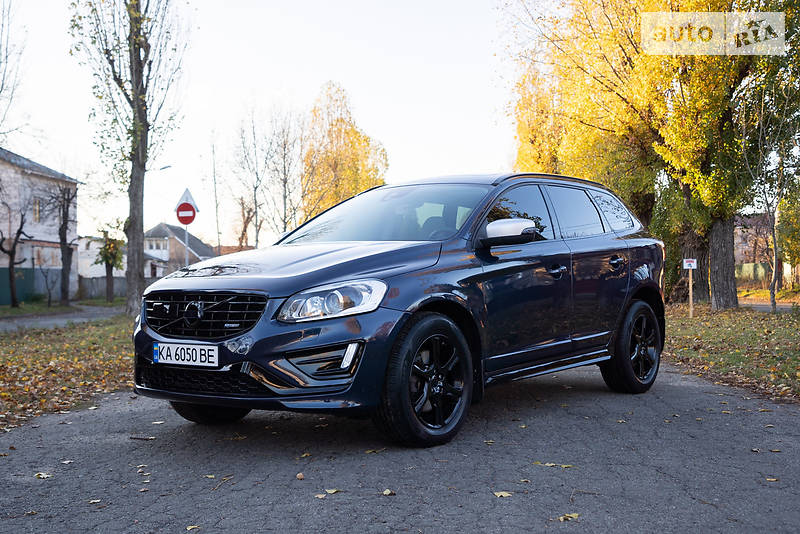 Внедорожник / Кроссовер Volvo XC60 2013 в 