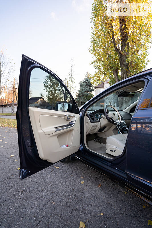 Volvo XC60 t6