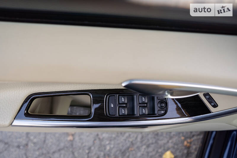 Volvo XC60 t6