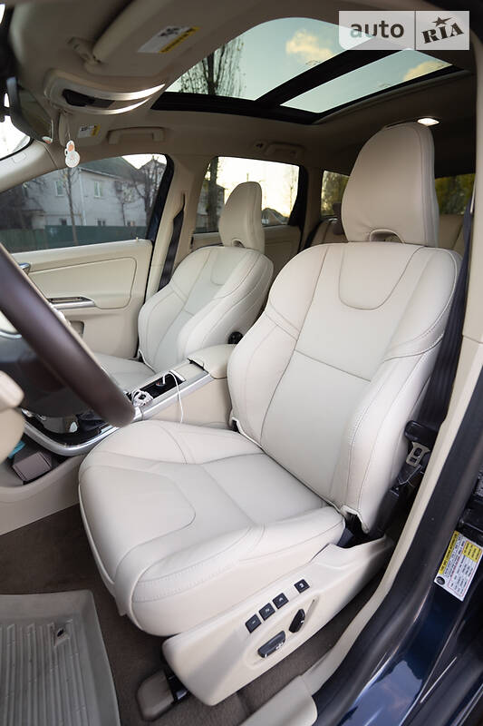 Volvo XC60 t6