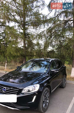 Внедорожник / Кроссовер Volvo XC60 2014 в 