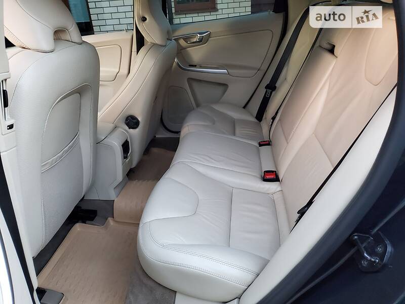 Позашляховик / Кросовер Volvo XC60 2010 в Бродах